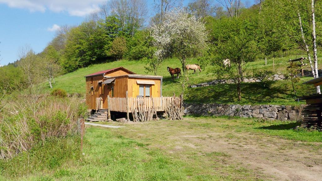 La Roulotte Du Bucheron Lapoutroie Exterior foto